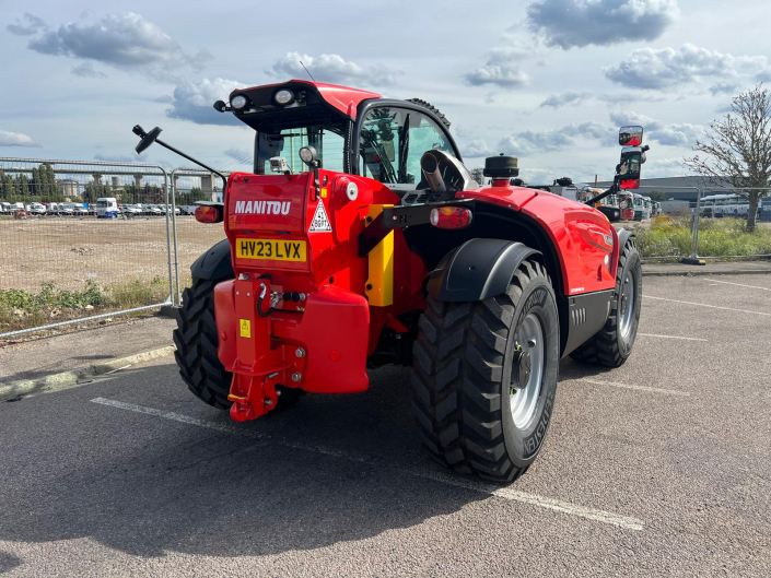 Crane services essex 2026-05-11 at 22.58.30 (8)