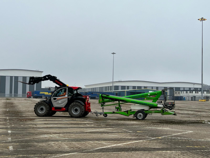 Crane services essex 2026-05-11 at 22.58.30 (9)